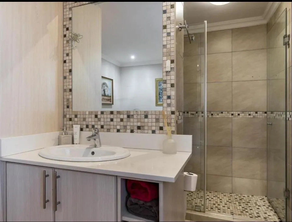 Bed and Breakfast Meetsnoere Somerset West 0*,